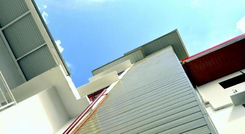 Big Daddy Hotel And Convention Center Butuan City Exterior photo