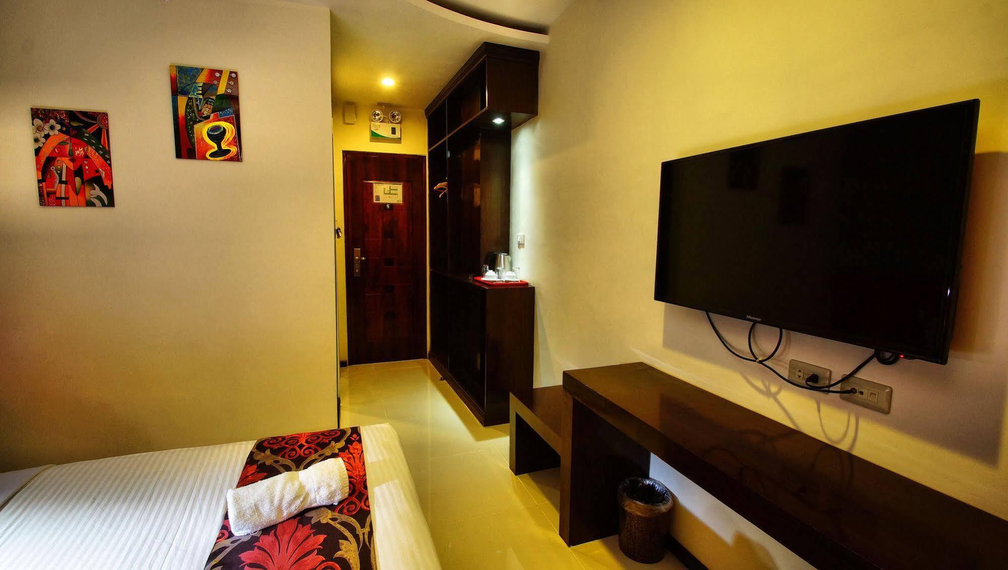 Big Daddy Hotel And Convention Center Butuan City Exterior photo